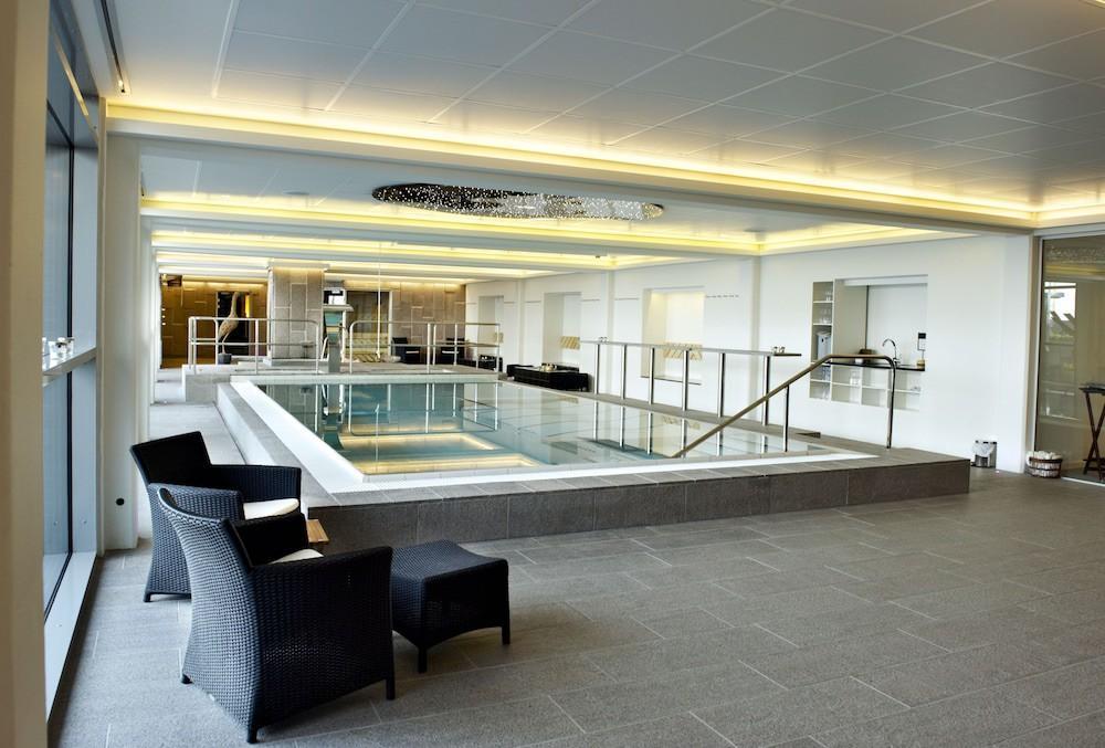 Griffen Spa Hotel รอนเน ภายนอก รูปภาพ